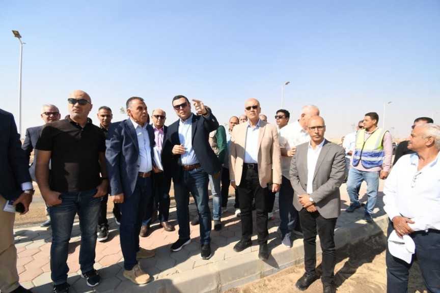 وزير الإسكان يتفقد الإسكان الأخضر بـ ” سكن لكل المصريين” بمدينة حدائق العاشر من رمضان