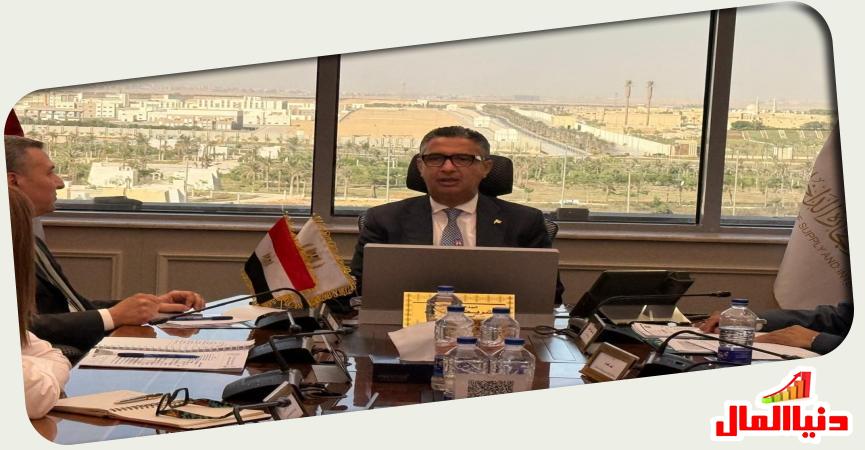 الدكتور شريف فاروق