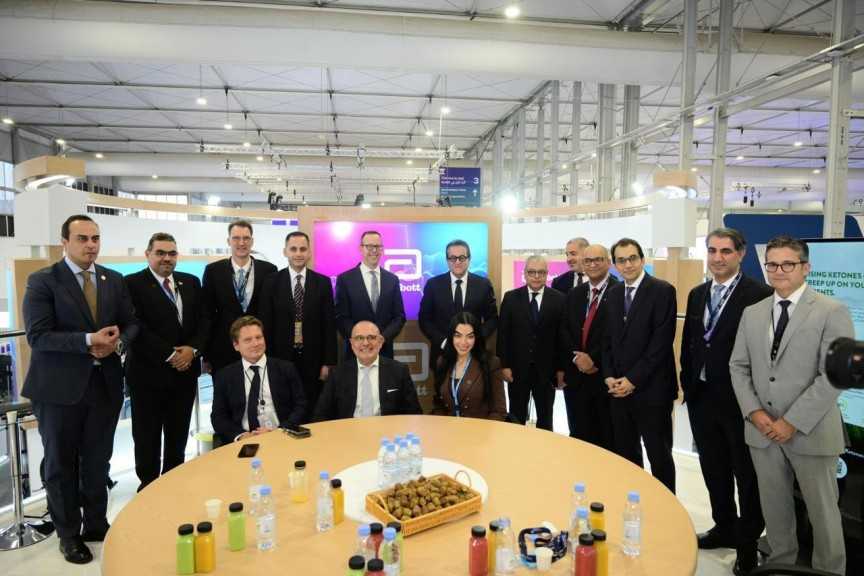 وزير الصحة يلتقي وفد شركة «أبوت- Abbott Laboratories» لتعزيز التعاون في الرعاية الصحية وتطوير التشخيص الطبي