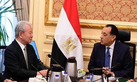 رئيس الوزراء يلتقي رئيس الوكالة اليابانية للتعاون الدولي ”الجايكا”