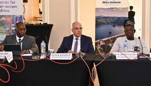 الدكتور سويلم يختتم اجتماعات مجلس إدارة ”مرفق المياه... الدكتور سويلم يختتم اجتماعات مجلس إدارة ”مرفق المياه الإفريقي” الخامس والعشرين AWF التي عُقدت بالقاهرة يومي ٥ amp; ٦ نوفمبر ٢٠٢٥