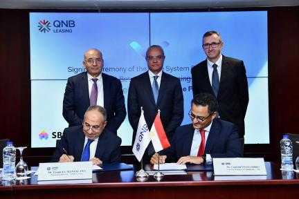 بنك QNB مصر يقدم لعملائه خدمة Apple Pay... بنك QNB مصر يقدم لعملائه خدمة Apple Pay طريقة أكثر أمانا وخصوصية للدفع باستخدام iPhone و Apple Watch