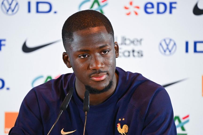 ليفربول الإنجليزي ينتظر رد إبراهيما كوناتي بشأن التجديد ثلاث مواسم