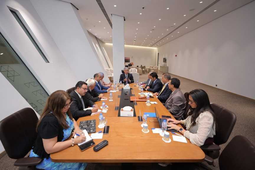 وزير السياحة والآثار يعقد اجتماعاً موسعاً لبحث مقترحات تطوير المتحف المصري بالتحرير