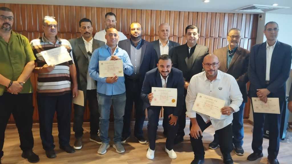 وفد غرفة المنشآت والمطاعم السياحية يبحث تحديات القطاع بالغردقة ويقدم حلولًا عملية لدعم المستثمرين