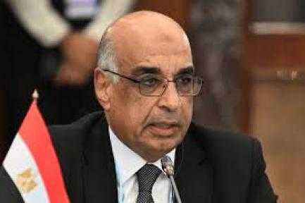 وزير العدل يعتمد أكبر حركة ترقيات  شملت عدد (8798) من العاملين بالمحاكم الابتدائية والاقتصادية ومحاكم الأسرة