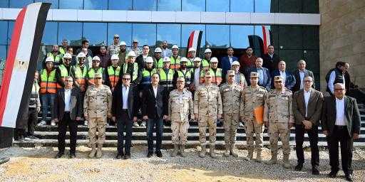 مستشفى التأمين الصحي الشامل الجديد بالعاصمة الجديدة ... مستشفى التأمين الصحي الشامل الجديد بالعاصمة الجديدة يضم 7 مبانٍ رئيسية ويوفر 390 سريرًا بها 220 سرير إقامة داخلية و94 سرير رعاية مركزة