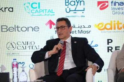 أحمد عبد الحافظ: تطوير البنية التحتية للموانئ رفع... أحمد عبد الحافظ: تطوير البنية التحتية للموانئ رفع تصنيف مصر عالميًا في النقل البحري