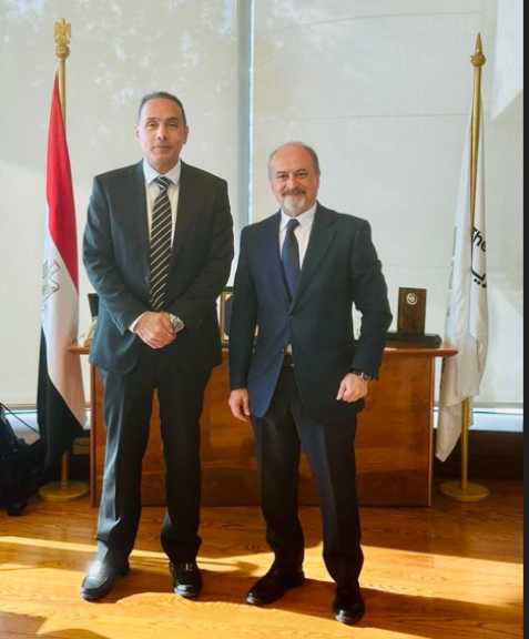 رئيس البورصة المصرية يبحث مع رئيس بورصة عمان تعزيز التعاون بين البورصتين