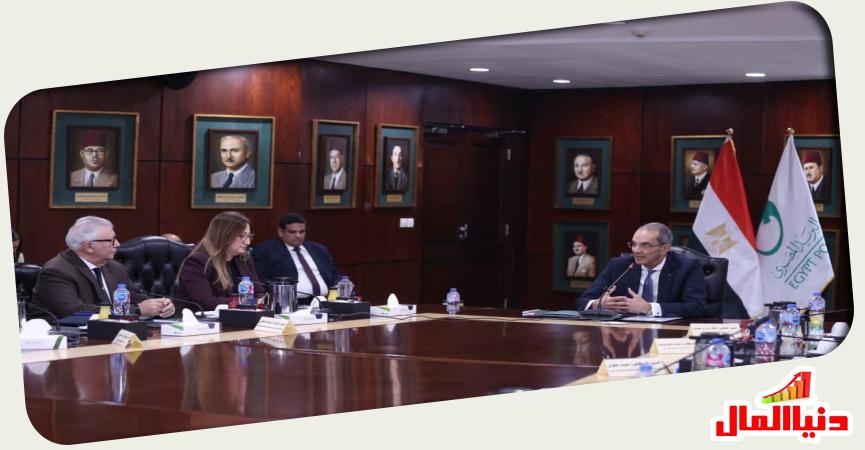 وزير الاتصالات 