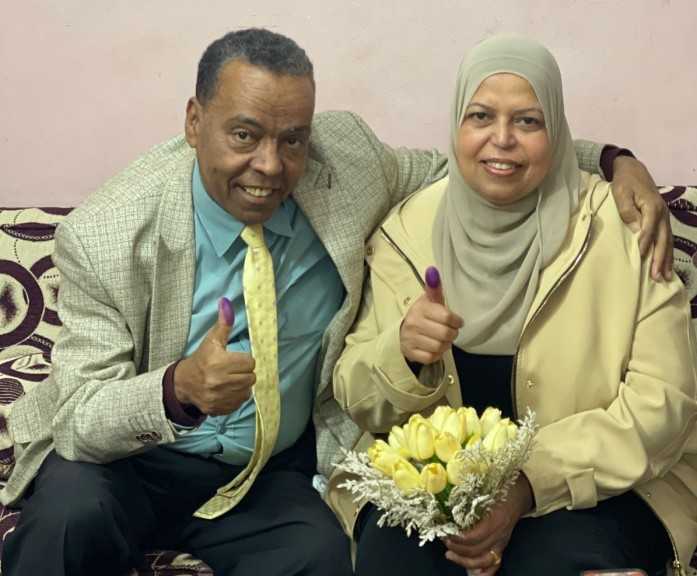 صاحبة الجلالة تحتفل بالكاتب الكبير «صلاح فضل» وعروسه «زينب الحاج »