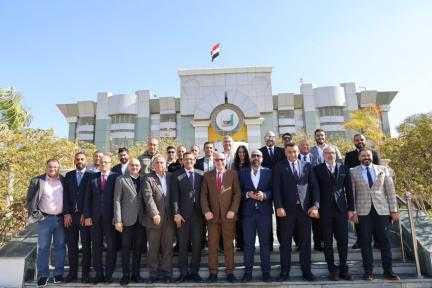 نقابة الصحفيين توقع عقد تطوير وإنشاء “مدينة الصحفيين”... نقابة الصحفيين توقع عقد تطوير وإنشاء “مدينة الصحفيين” بأكتوبر مع الشركة الوطنية للمقاولات التابعة لجهاز الخدمة الوطنية