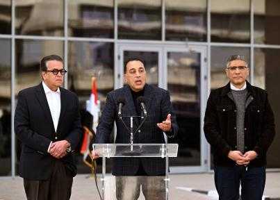 رئيس الوزراء: المشروعات الخمسة التى تم زيارتها اليوم وتفقد الأعمال بها تتجاوز تكلفتها الاستثمارية الـ 25 مليار جنيه