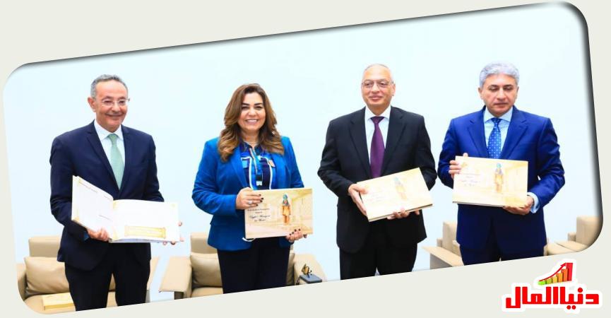 وزيرة التنمية المحلية والبيئة - وزير السياحة والأثار 