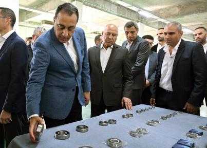 دكتور مدبولي يفتتح مصنع ”سي إي سي”... دكتور مدبولي يفتتح مصنع ”سي إي سي” لإنتاج ”رولمان البلي” وكراسي التحميل بالسخنة الصناعية باستثمارات 3 ملايين دولار