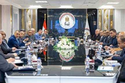 وزيرا ”الإنتاج الحربي” و”الإسكان” يتابعان الموقف التنفيذي لمشروعات... وزيرا ”الإنتاج الحربي” و”الإسكان” يتابعان الموقف التنفيذي لمشروعات المبادرة الرئاسية ”حياة كريمة”