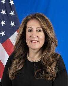 السفيرة الأمريكية قبل رحيلها « وداعًا يا أم الدنيا!”»