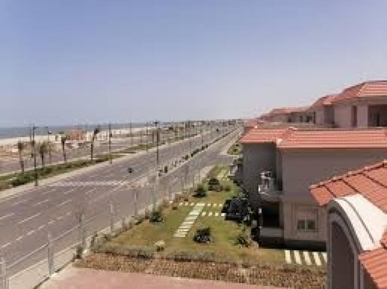 وزارة الأسكان : انتظام تشغيل محطة تحلية مياه البحر بمدينة المنصورة الجديدة