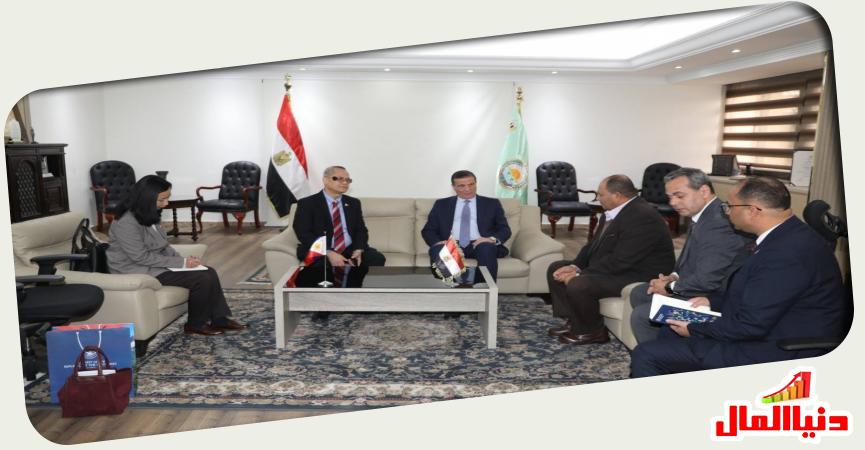 وزير الزراعة المصري - وفد الفلبين