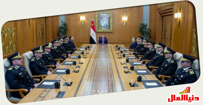 الرئيس السيسي وقيادات الداخلية 