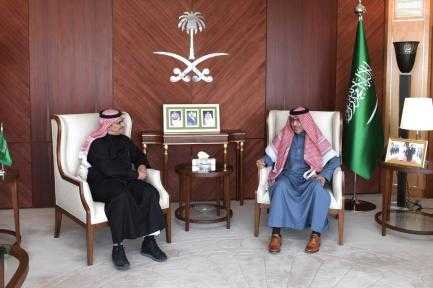 وفداً من مركز الملك سلمان للإغاثة يبحث مع... وفداً من مركز الملك سلمان للإغاثة يبحث مع سفير المملكة بالقاهرة سبل تقديم المساعدات لأهل غزة