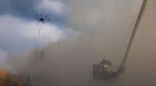 الطائرات الدرون تسير على حريق منشأة ناصر  ومحافظ القاهرة يشكل لجنة هندسية لفحص العقارات المتضررة