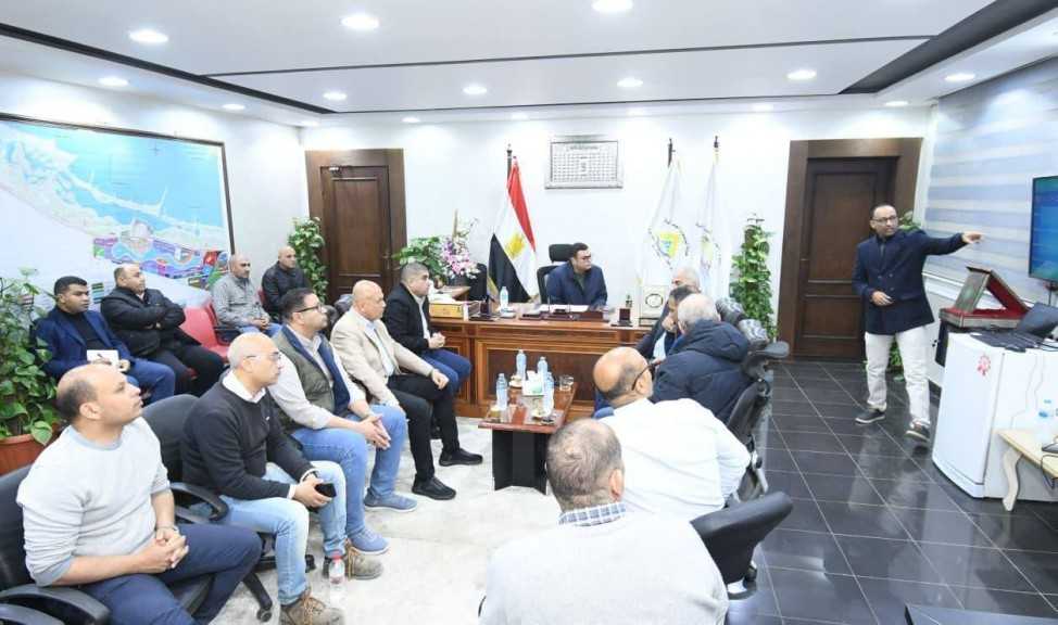 وزير الإسكان يتابع موقف تنفيذ المشروعات التنموية فى ”سملا وعلم الروم” ومدينة رأس الحكمة الجديدة