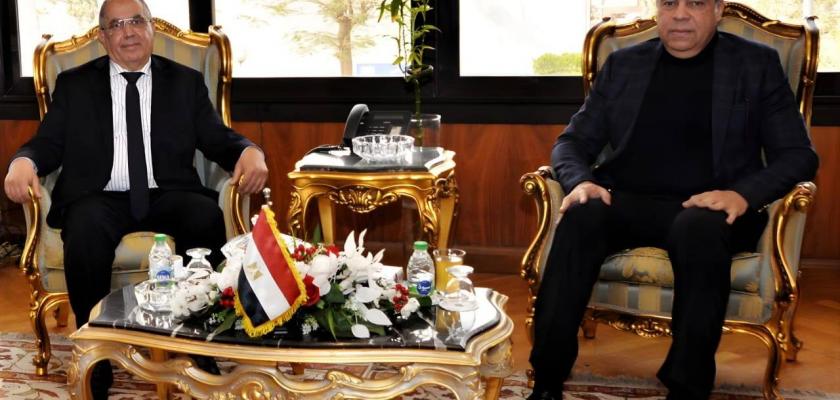 وزير الطيران المدني يستقبل مدير عام المنظمة العربية للطيران المدني ويبحث آفاق التعاون المشترك بين الجانبين