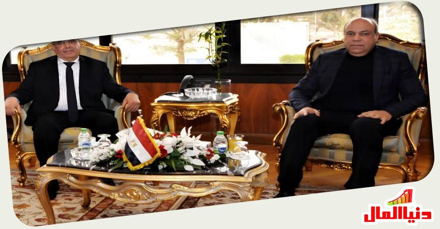 وزير الطيران - مدير المنظمة العربية للطيران المدني