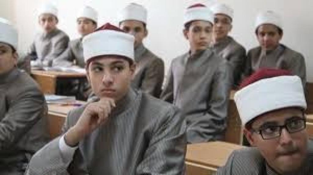 رفع مبلغ التغطية التأمينية لصندوق التأمين على طلاب التعليم الأزهري إلى 30 ألف جنيه