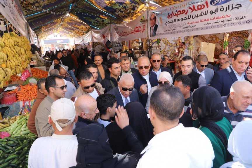 اللواء خالد مجاور يفتتح معرض «أهلاً رمضان» بالعريش