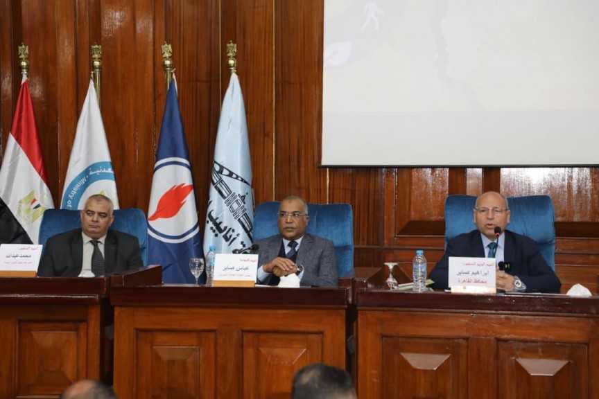 محافظ القاهرة ومسؤلي لبترول يجتمعون لبحث الأثر البيئي لمشروع إحلال وتجديد جزء من مسار خط المازوت مسطرد – التبين