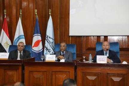 محافظ القاهرة ومسؤلي لبترول يجتمعون لبحث الأثر البيئي لمشروع إحلال وتجديد جزء من مسار خط المازوت مسطرد – التبين