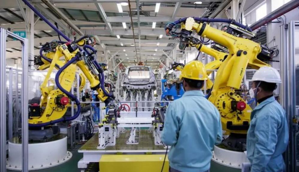 انخفاض مبيعات السيارات في الصين 19.5% لشهر الثالث على التوالي