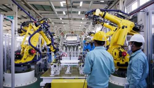 انخفاض مبيعات السيارات في الصين 19.5% لشهر الثالث على التوالي