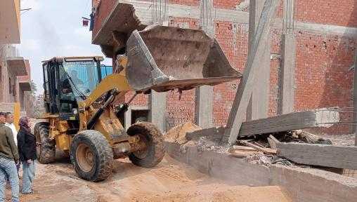 وزيرة التنمية المحلية والبيئة تتابع جهود الأحياء في إزالة مخالفات البناء ورفع الإشغالات