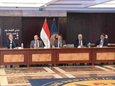 رئيس الرقابة المالية يبحث مع شركات التمويل العقاري... رئيس الرقابة المالية يبحث مع شركات التمويل العقاري تطوير النشاط وزيادة كفاءته ضمن لقاءاته مع أطراف السوق