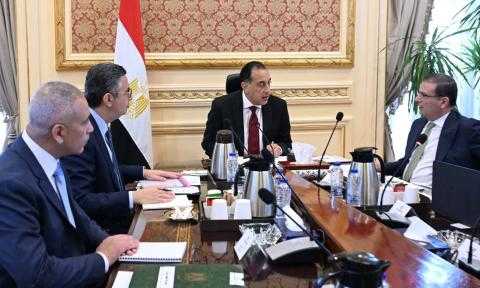 رئيس الوزراء يتابع موقف توافر السلع الاستراتيجية في... رئيس الوزراء يتابع موقف توافر السلع الاستراتيجية في الأسواق واستعدادات الموسم الحالي لتوريد القمح المحلي