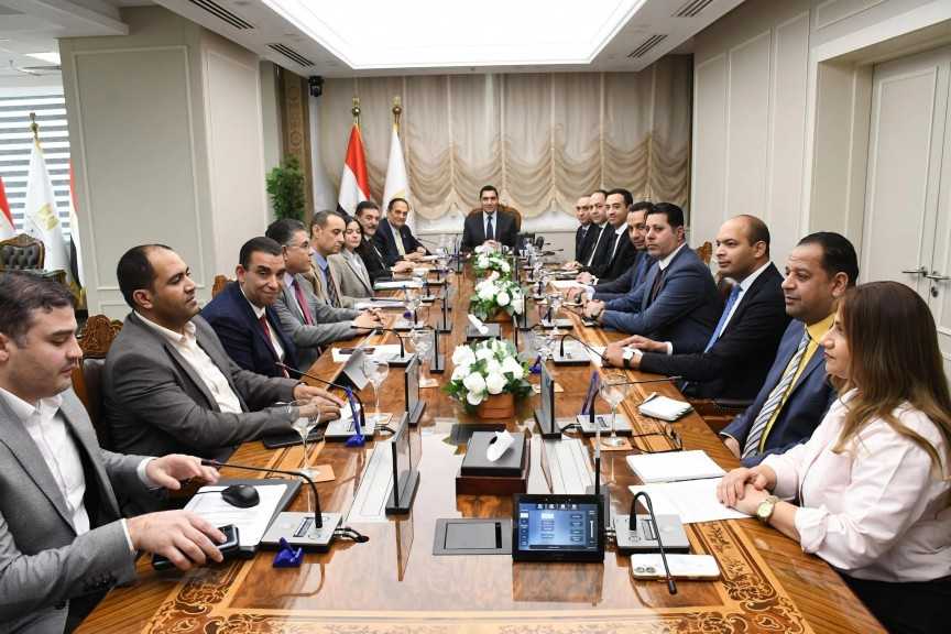 وزير الشباب والرياضة يتابع مستجدات الموقف التنفيذي لاستعدادات استضافة مصر لدورة الألعاب الأفريقية 2027