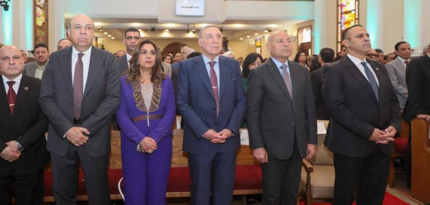 وزيرة التنمية المحلية والبيئة تشارك في احتفالية الطائفة الإنجيلية بعيد القيامة المجيد