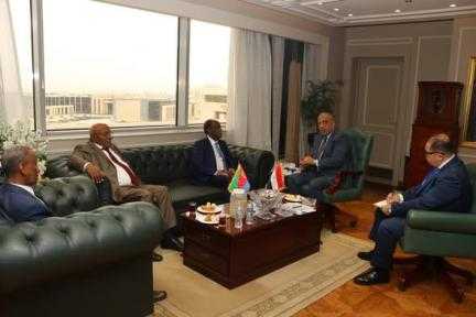 وزير السياحة والآثار يترأس اجتماع مجلس إدارة هيئة... وزير السياحة والآثار يترأس اجتماع مجلس إدارة هيئة المتحف المصري الكبير