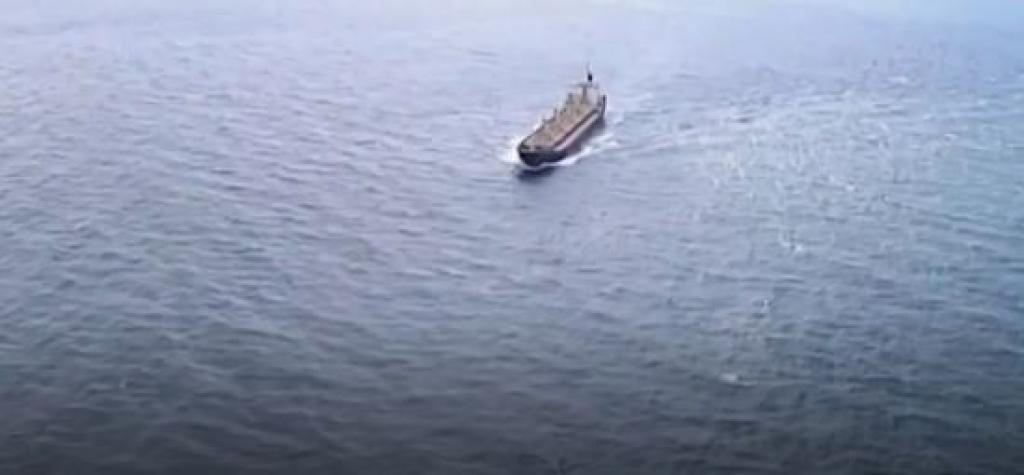 ناقلات غاز تغير مسارها عن مضيق هرمز عقب تحذيرات إيرانية