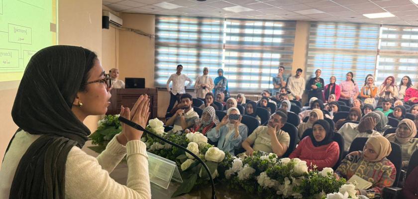 الإرشاد السياحي في ندوة بجامعة عين شمس