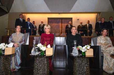 أميرات المملكة المغربية وعقيلة الرئيس الفرنسي يشهدن العرض الافتتاحي للمسرح الملكي في الرباط