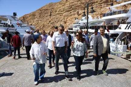 ● وزيرة التنمية المحلية والبيئة ومحافظ جنوب سيناء يتفقدان مواقع الغوص السياحي والأنشطة البحرية بمحمية رأس محمد بشرم الشيخ