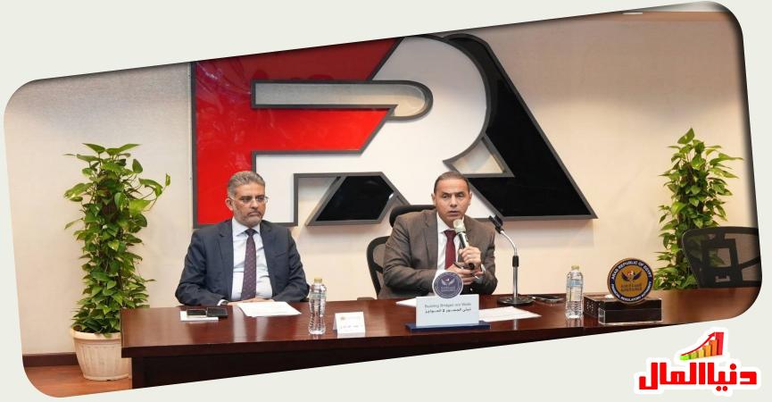 الدكتور إسلام عزام 