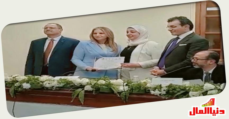 جامعة عين شمس - كلية الآداب 