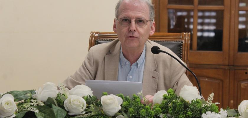بالتعاون مع المركز القومى للبحوث بفرنسا .. آداب عين شمس تنظم الملتقي العلمى ”الفرنسيون الرحالة والمقيمون في مصر في القرنين التاسع عشر والعشرين”