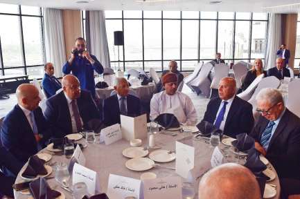 أيمن العشري يشارك في اجتماع اتحادي الغرف المصرية والعربية.. ويؤكد أهمية الحوار لتحقيق التكامل العربي