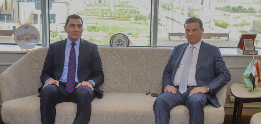 وزيرا الزراعة والرياضة يبحثان سبل  «التأهيل الرياضي والتمكين الاقتصادي والزراعي للشباب»